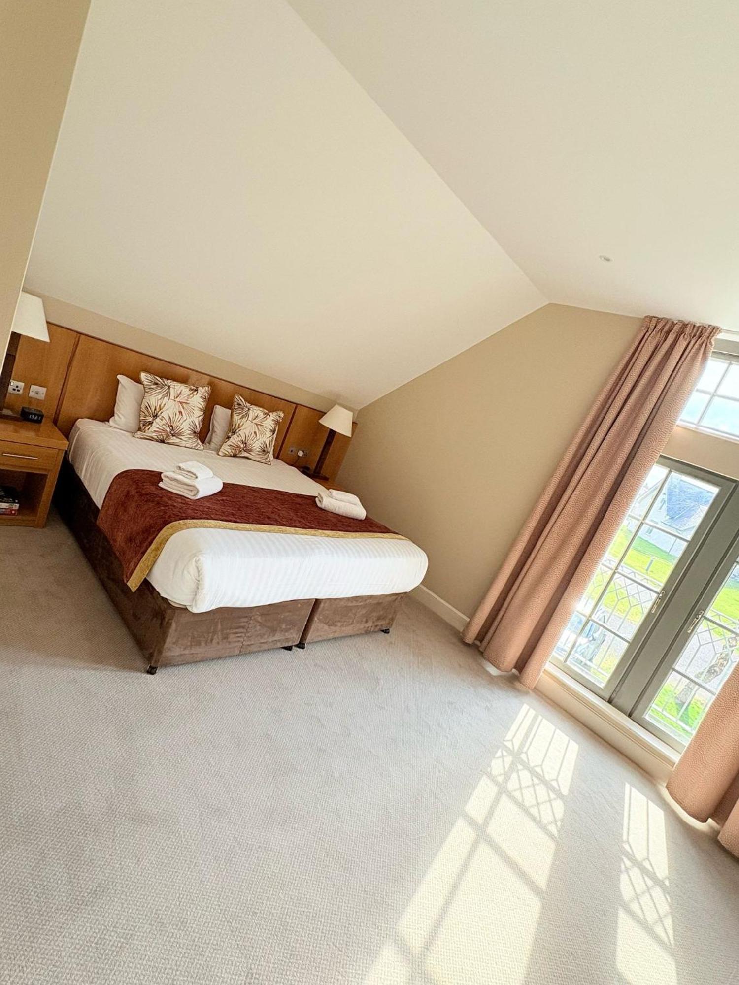 Lodge At Lough Erne Enniskillen Bagian luar foto